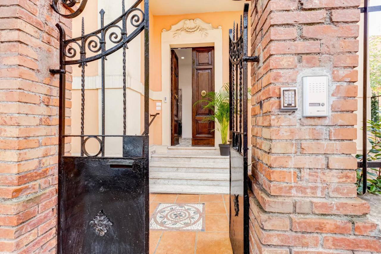 Villa Chiara - A New Luxury Star Is Born In Rome! 외부 사진